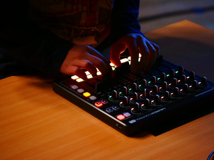 Initiation aux musiques électroacoustiques — GMEM Marseille