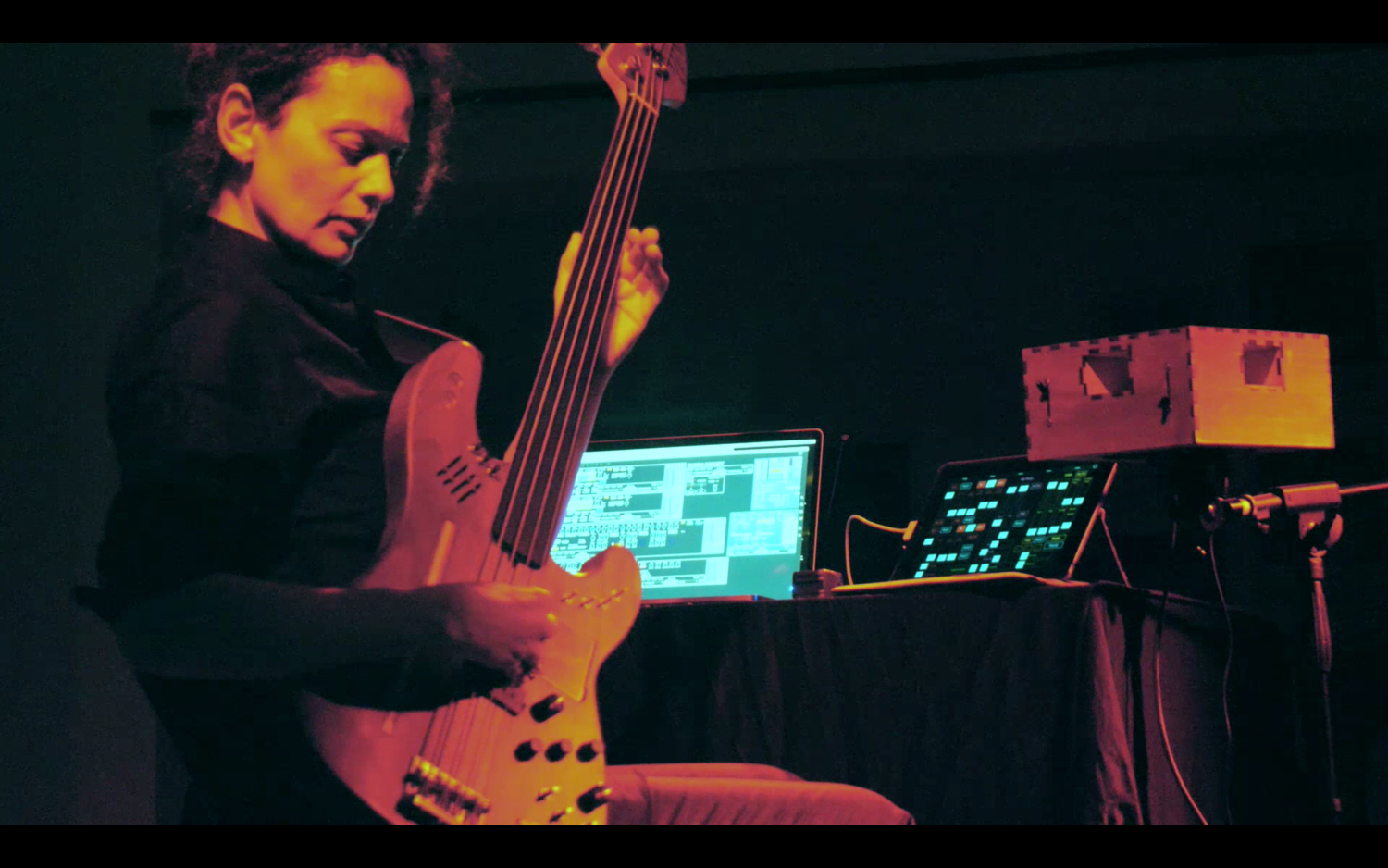 Just listen ! — GMEM Marseille