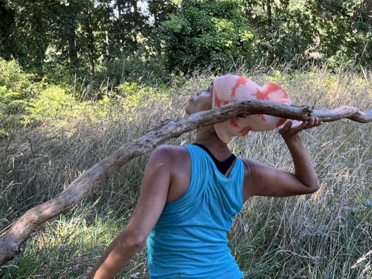 Embrasser un arbre, embrasser le temps — GMEM Marseille